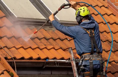 Démoussage et hydrofuge de toiture à Bédeille